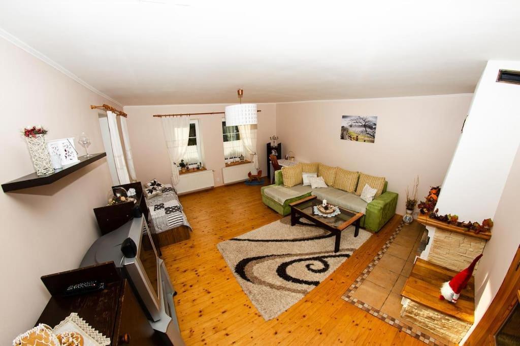 Zlty Domcek - Apartman Svábfalva Kültér fotó
